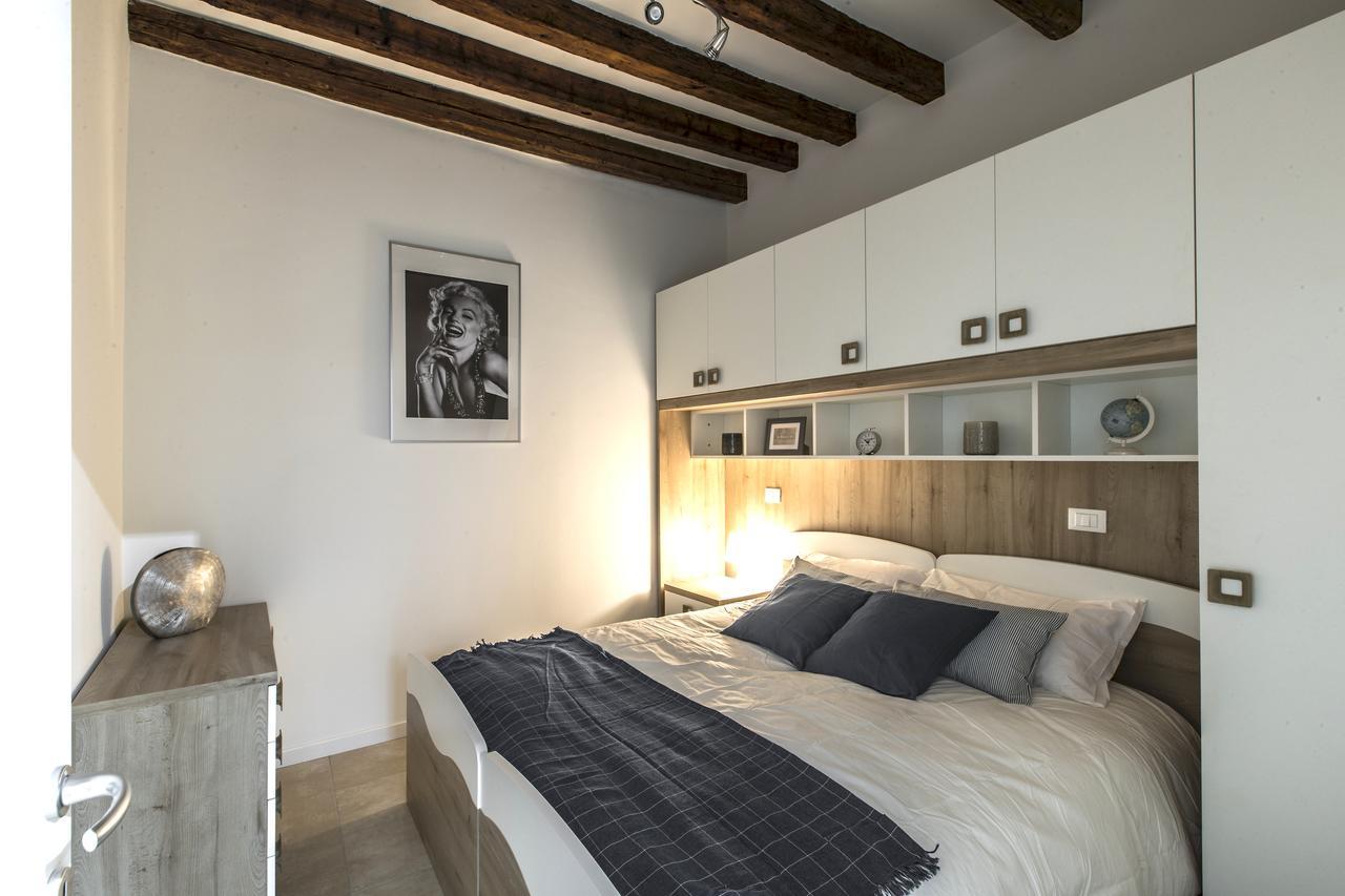 Ca Rezzonico Apartment R&R Wenecja Zewnętrze zdjęcie