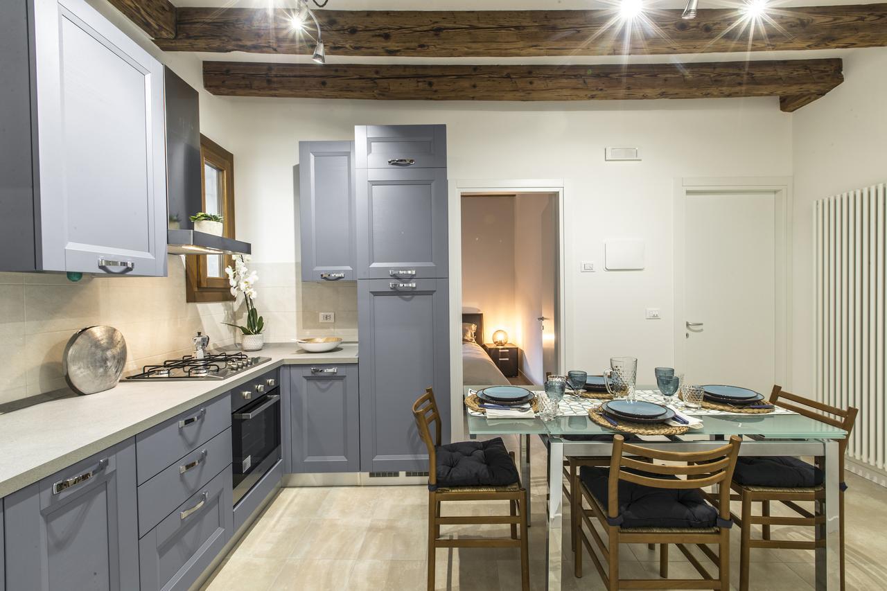 Ca Rezzonico Apartment R&R Wenecja Zewnętrze zdjęcie